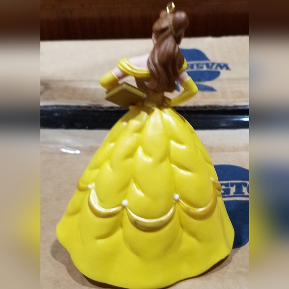 Hallmark Christmas Ornament Beauty and the Beast Belle 2021 - Picture 3 of 4